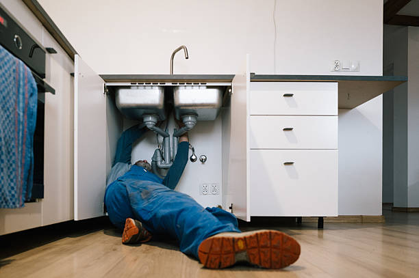 Professional Leak Detection technician working in Bunker Hill, OR